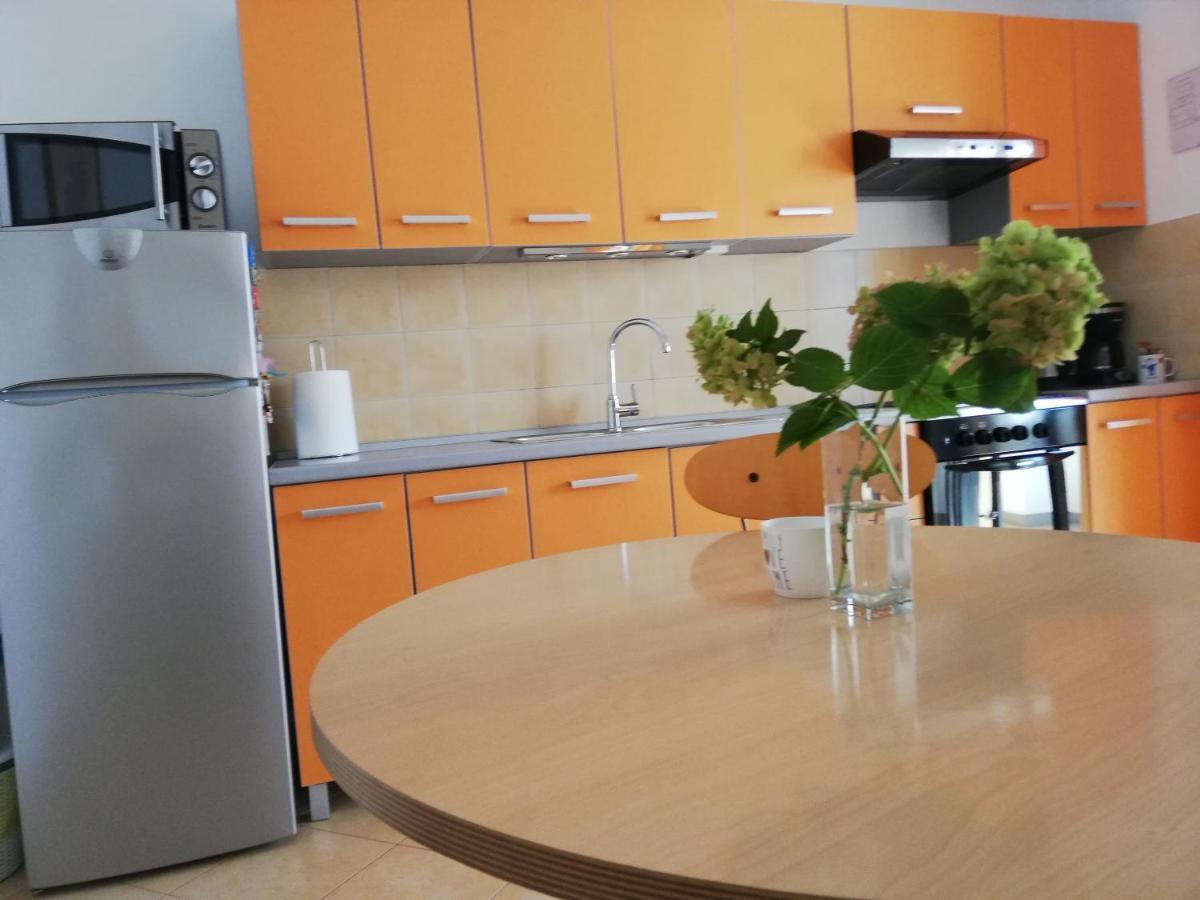 Apartment Suzy With Private Parking Фажана Экстерьер фото