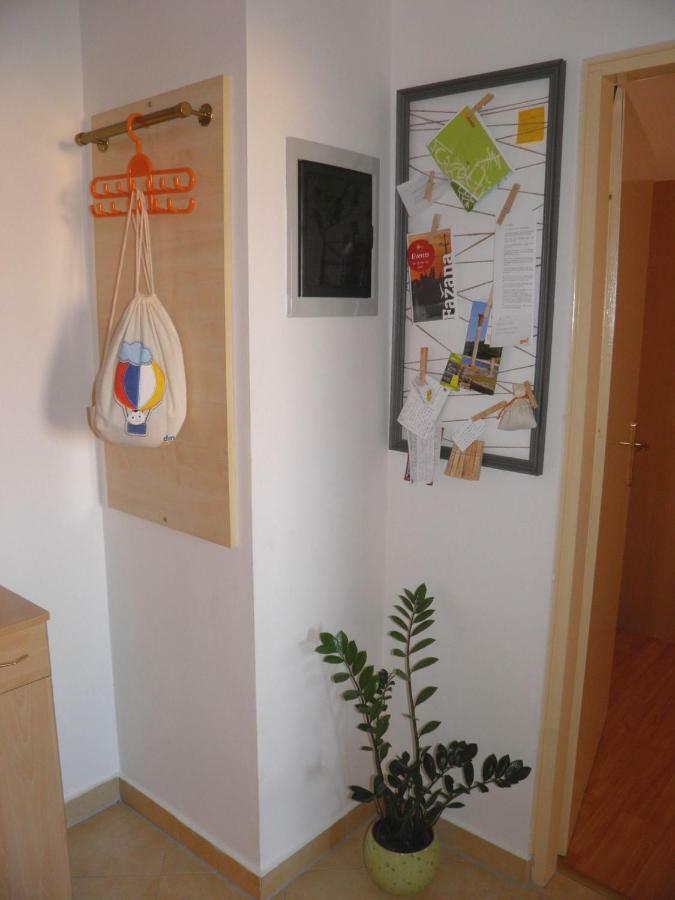 Apartment Suzy With Private Parking Фажана Экстерьер фото